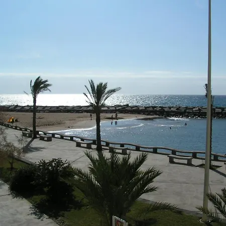 Lamayer Villa *